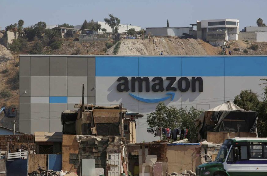 amazon centre logistique jeff bezos bidonville mexique