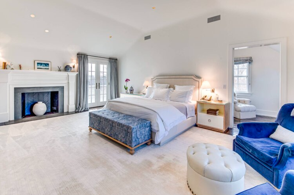 L'une des cinq chambres à coucher.