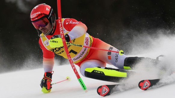 Une bonne première manche pour Loïc Meillard