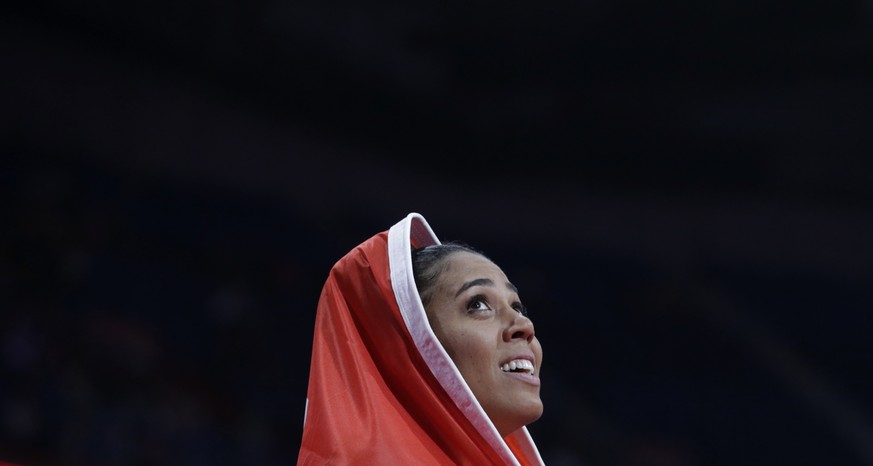 epa09834509 Mujinga Kambundji of Switzerland celebrates after winning the Women&#039;s 60m final at the IAAF World Athletics Indoor Championships in Belgrade, Serbia, 18 March 2022. EPA/ANDREJ CUKIC