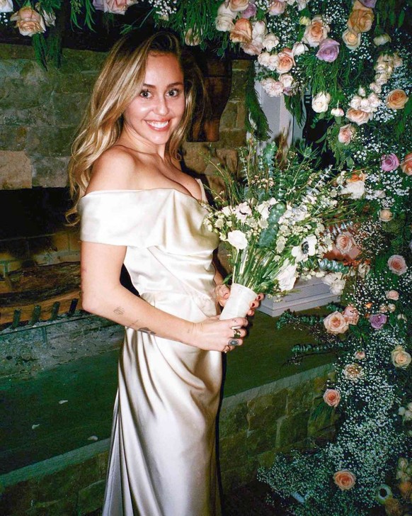 Miley a choisi une création sur mesure issue du service «made-to-order» de la marque.