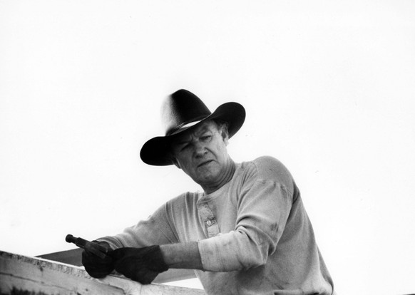 Impitoyable Unforgiven 1992 Real Clint Eastwood Gene Hackman. Collection Christophel Malpaso Productions PUBLICATIONxINxGERxSUIxAUTxONLY Impitoyable 1992_117 NUR REDAKTIONELLE NUTZUNG &amp; REDAKTIONE ...