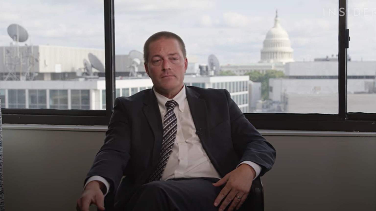 L&#039;ex agent spécial du FBI Johnathan Buma