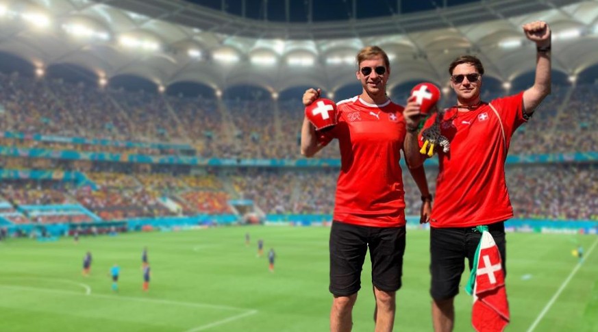 «On se sent trop chanceux d&#039;avoir été dans ce stade»: Lionel et Joël, deux supporters neuchâtelois qui étaient au match de l&#039;Euro 2020 France-Suisse.