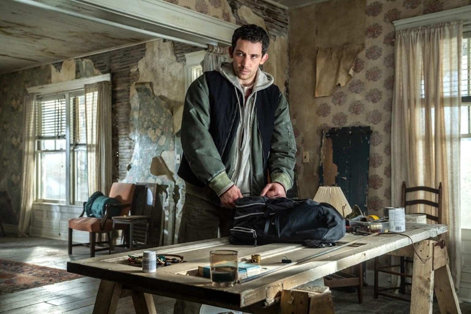 Daniel Kellner (Josh O'Connor) est un lanceur d'alerte prêt à sacrifier sa vie pour révéler au monde l'existence des extra-terrestres.