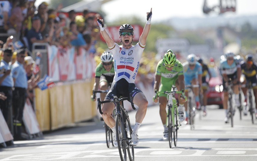 Mark Cavendish à Saint-Amand-Montrond