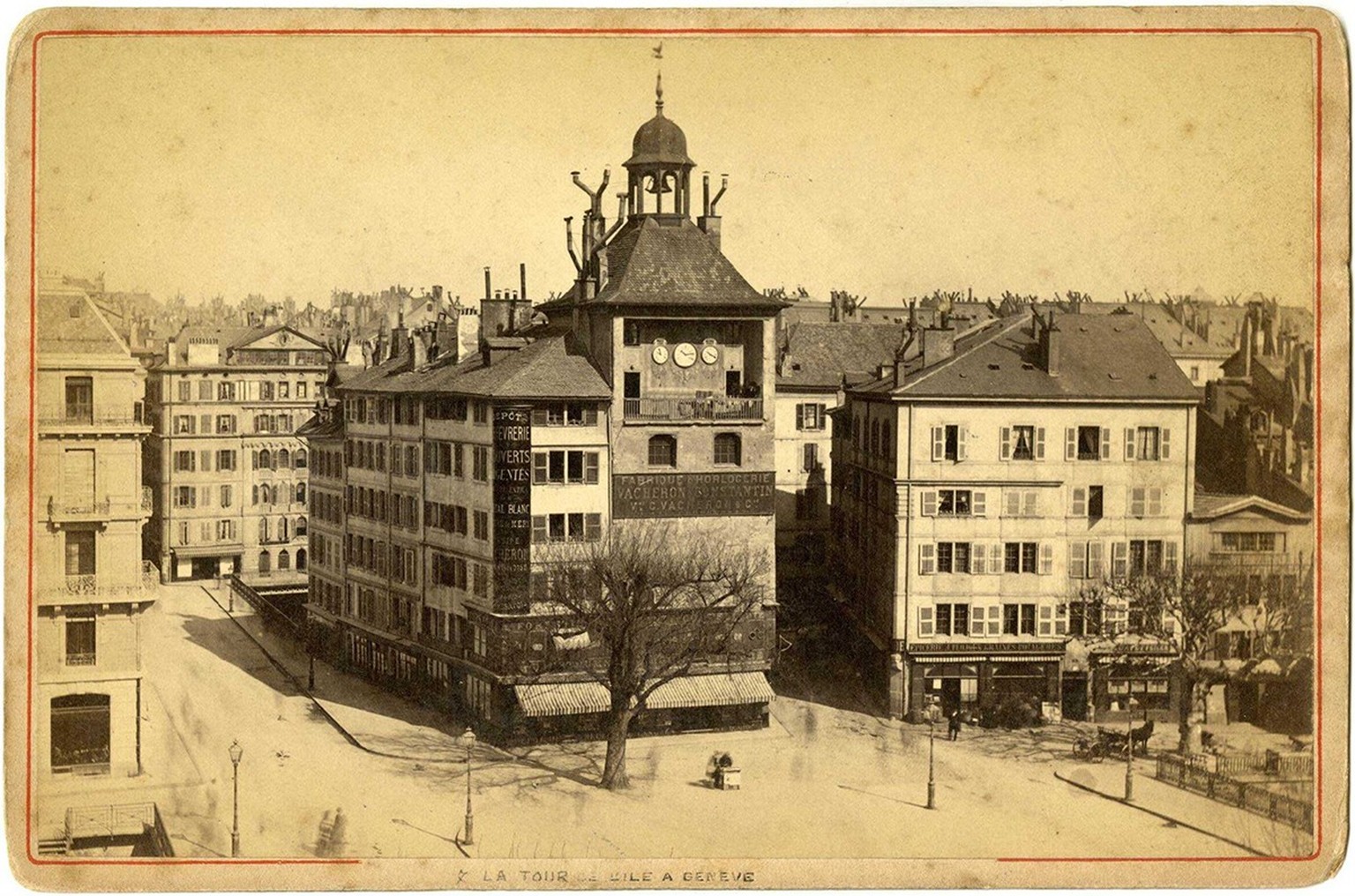 Jusqu’en 1886, la Tour de l’Île à Genève comportait trois horloges indiquant l’heure de Paris, l’heure de Genève et l’heure de Berne. Photo d’Auguste Louis Garcin.
https://bge-geneve.ch/iconographie/o ...