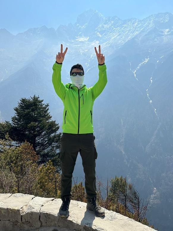 Davdan Youyuf prétend être près de l&#039;Everest.