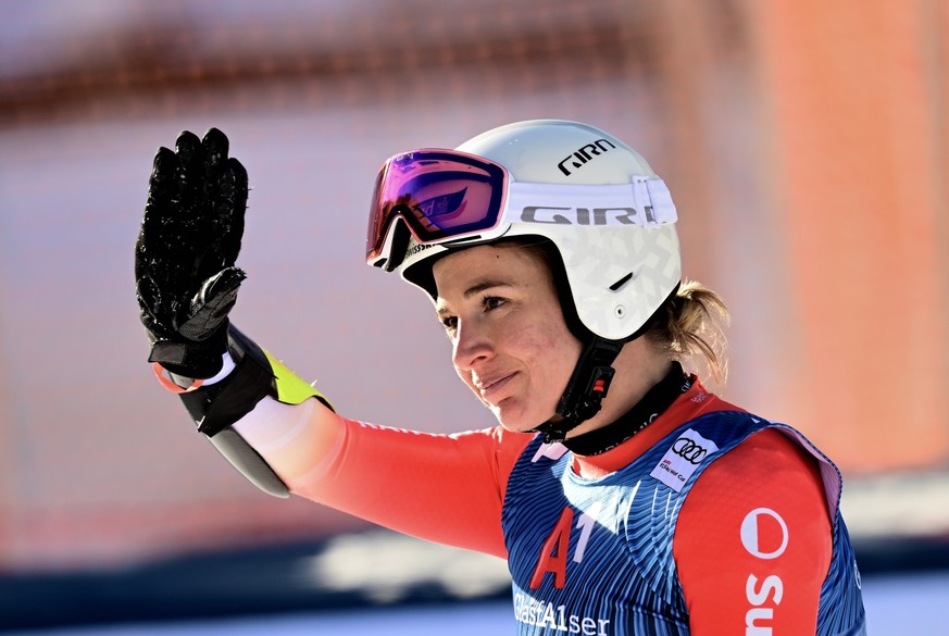 epa11075649 Jasmine Flury of Switzerland reacts in finish in the Women&#039;s Super G race at the FIS Alpine Skiing World Cup in Zauchensee, Austria, 14 January 2024. EPA/CHRISTIAN BRUNA