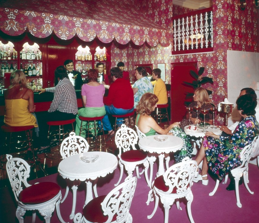 &amp;quot;Walter Rudolph – Ibiza 1976&amp;quot;

https://agonyecstasygallery.com/products/walter-rudolph-ibiza-1976