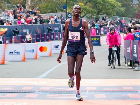 Le Kenyan Albert Korir avait remporté l'épreuve en 2021.