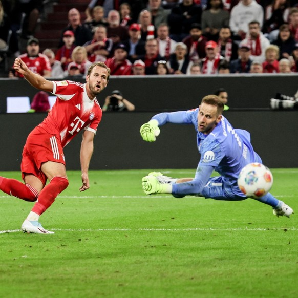 Harry Kane inscrit l&#039;un de ses trois buts de la soir閑