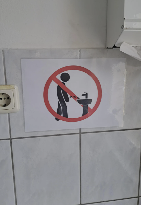 Die lustigsten fails der Woche: Creepy schild