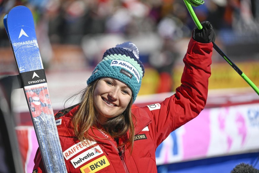 epa09788539 Priska Nufer of Switzerland reacts in the finish area during the Women&#039;s Downhill race at the FIS Alpine Skiing World Cup in Crans-Montana, Switzerland, 27 February 2022. EPA/JEAN-CHR ...