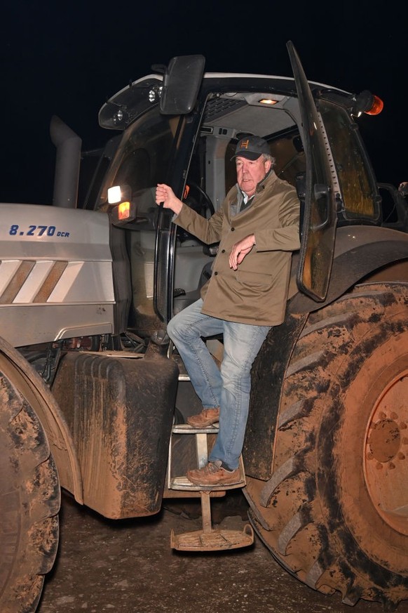 BOURTON-ON-THE-WATER, ENGLAND - NOVEMBER 25: Jeremy Clarkson attends the Hawkstone lager launch on November 25, 2021 in Bourton-on-the-Water, England. (Photo by David M. Benett/Dave Benett/Getty Image ...