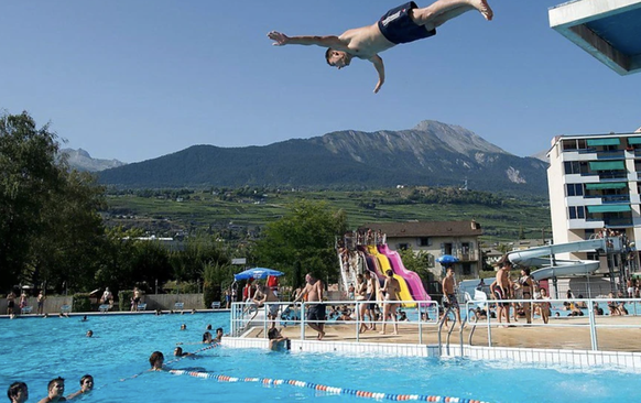 Piscine blancherie sion