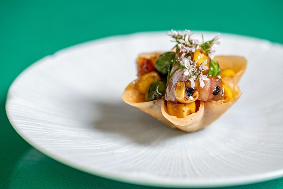 LOS ANGELES, CA - OCTOBER 05: Omakase from Anajak Thai on Thursday, Oct. 5, 2023 in Los Angeles, CA. (Mariah Tauger / Los Angeles Times via Getty Images)