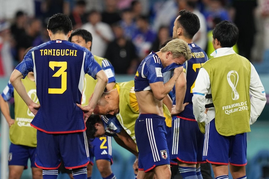 AL WAKRAH, QATAR - DECEMBER 05: Players of Japan show dejection after the FIFA World Cup Qatar 2022 Round of 16 match between Japan and Croatia at Al Janoub Stadium on December 5, 2022 in Al Wakrah, Q ...