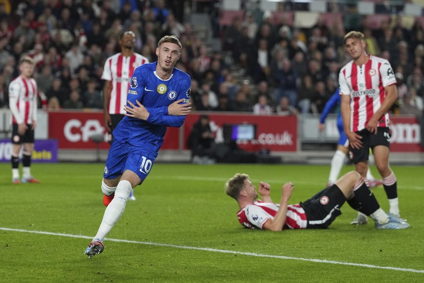 Chelsea&#039;s Cole Palmer reacts after scoring during the Premier League soccer match between Brentford and Chelsea in London, Saturday, Sept. 13, 2025. (AP Photo/Frank Augstein)
