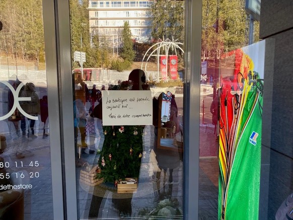 Crans-Montana après l'incendie du bar Le Constellation, le 1er janvier 2025.