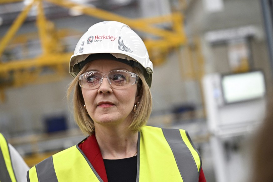 FILE - British Prime Minister Liz Truss visits Berkeley Modular, in Northfleet, England, Sept. 23, 2022. British Prime Minister Liz Truss on Thursday Sept. 29, 2022, defended her divisive economic pla ...