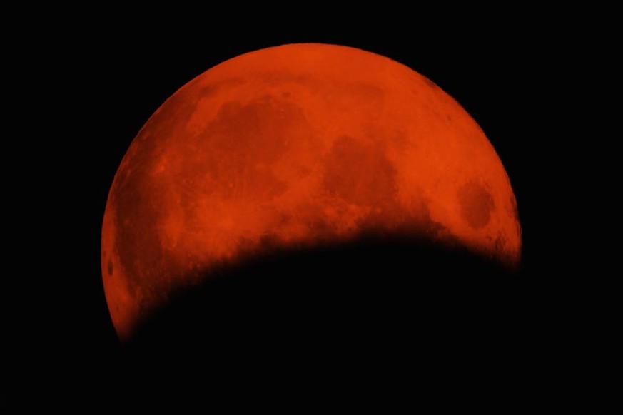 La Suisse va bientôt vivre une éclipse totale de la Lune. watson