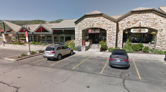 L'adresse: 6300 Sagewood Drive, Suite 427, Park City, UT 84098.