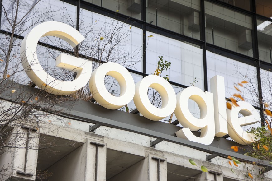 epa11733423 Google&#039;s St. John&#039;s Terminal office in New York, New York, USA, 21 November 2024. The Justice Department said in a filing on 20 November for Google to sell its Chrome browser, wh ...