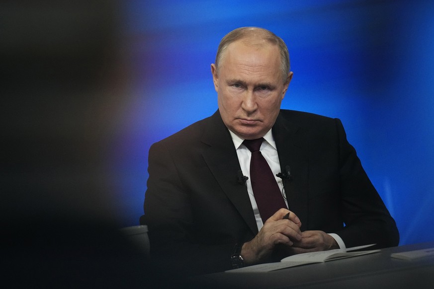 Vladimir Poutine est très remonté et a menacé la Finlande d&#039;avoir de &quot;gros problèmes&quot;. (AP Photo/Alexander Zemlianichenko, Pool)
