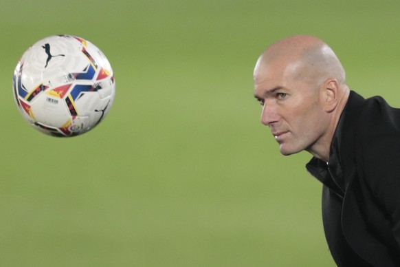 En espérant pour le ballon qu'il ait le cuir plus dur que Materazzi.