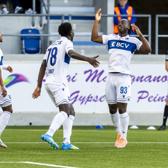 Sékou Fofana (à droite) et Omar Janneh (de dos, no 78) ont permis aux Lausannois de sortir vainqueurs face à Winterthour.