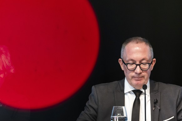 epa12631075 Nicolas Feraud, Mayor of Crans-Montana speaks at a press conference of the Crans-Montana Municipal Council following the tragic events of New Year's Eve in Crans-Montana, Switzerland, ...