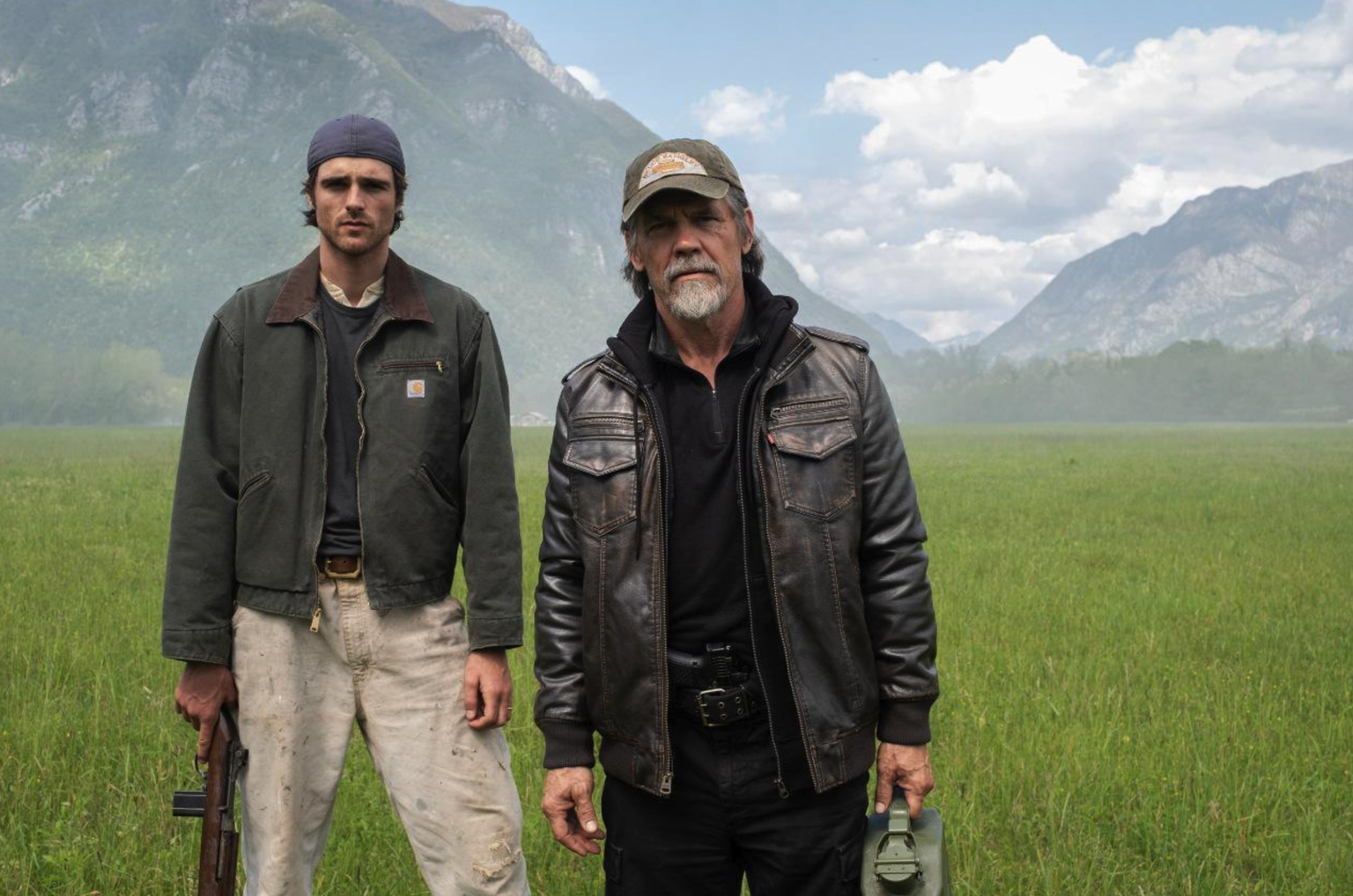 Hig (Jacob et Elordi) et Bangley (Josh Brolin): Deux visions des Etats-Unis qui cohabitent ensemble.