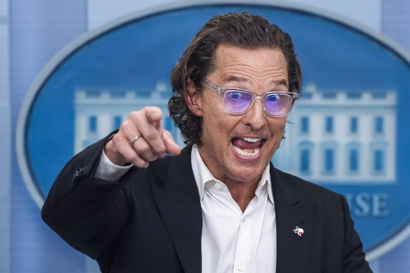 epa10000875 US actor Matthew McConaughey calls for gun responsibility in the White House Press Briefing Room in Washington DC, USA, 07 June 2022. McConaughey is a native of Uvalde, Texas, site of the  ...