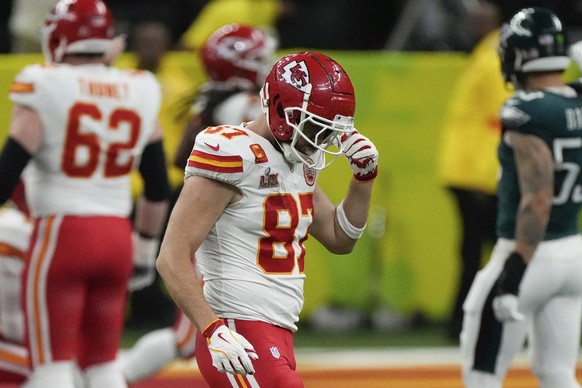 Kansas City Chiefs tight end Travis Kelce (87) walks off the field after the Philadelphia Eagles recovered a fumble by the Chiefs during the second half of the NFL Super Bowl 59 football game, Sunday, ...