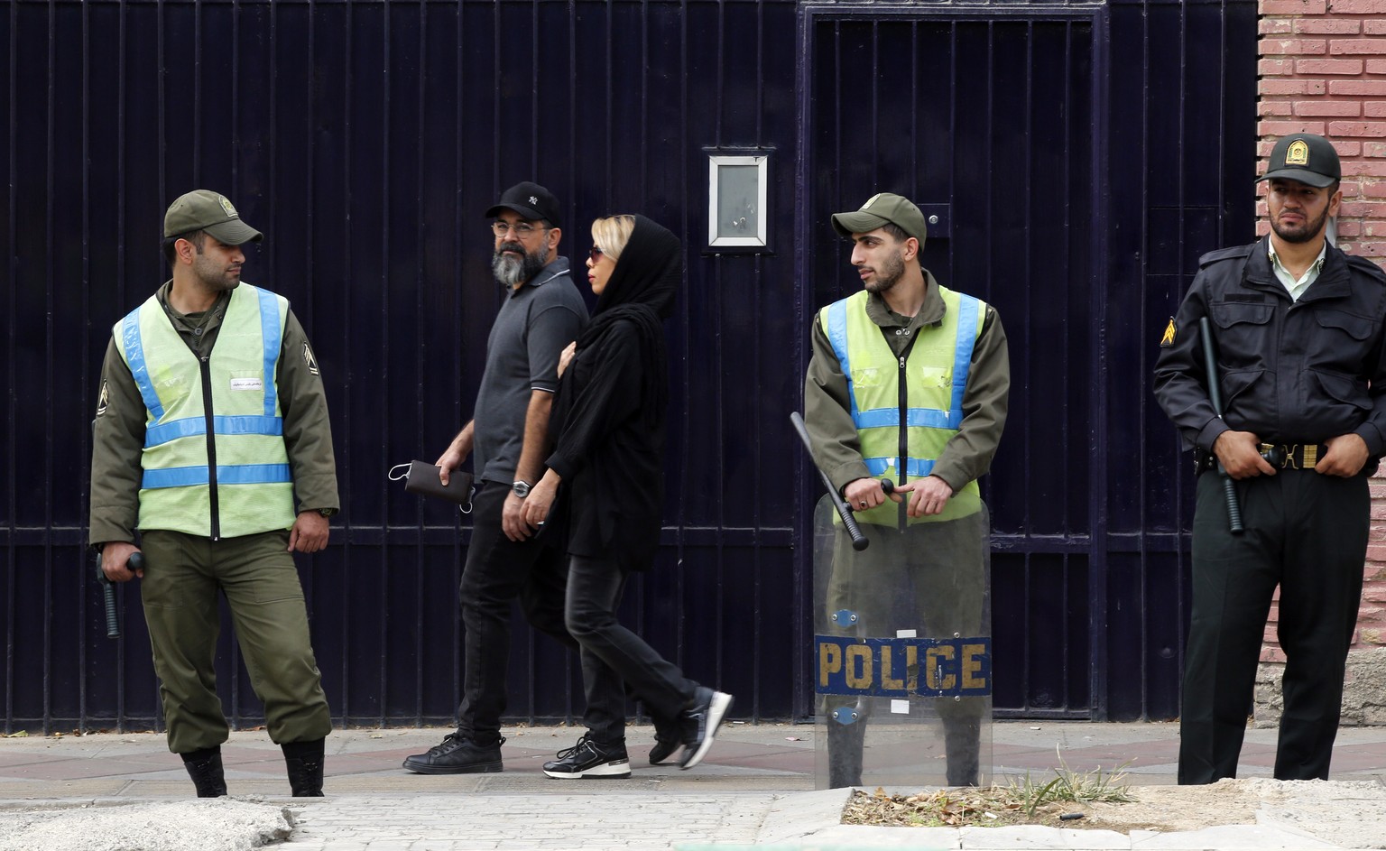 Un jeune homme a été tué par les forces de l'ordre iraniennes lors d'une manifestation à Mahabad.