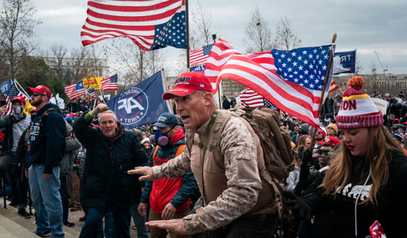 Ray Epps, un Américain pro-Trump qui a participé aux évènements du 6 Janvier, porte plaine contre Fox News pour diffamation lors de l&#039;assaut du Capitole.