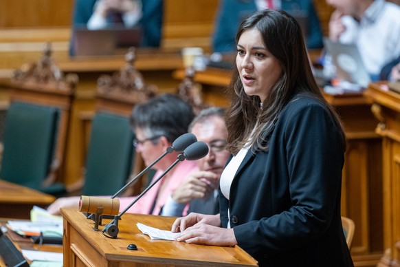 Samira Marti, SP-BL spricht zum Parlament an den Gesamterneuerungswahlen des Bundesrates durch die Vereinigte Bundesversammlung, am Mittwoch, 13. Dezember 2023 im Nationalratssaal in Bern. (KEYSTONE/M ...
