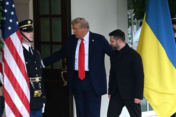 WASHINGTON DC, US - AUGUST 18: Ukrainian President Volodymyr Zelenskyy is welcomed by US President Donald Trump in Washington D.C., United States on August 18, 2025. Fatih Aktas / AnadoluNo Use USA No ...