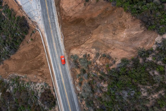 LA CANADA-FLINTRIDGE, CA - MARCH 30 : In an aerial view, landslides along the Angeles Crest Highway (SR 2) continue to grow as the latest in a parade of storms that have created disasters across the s ...
