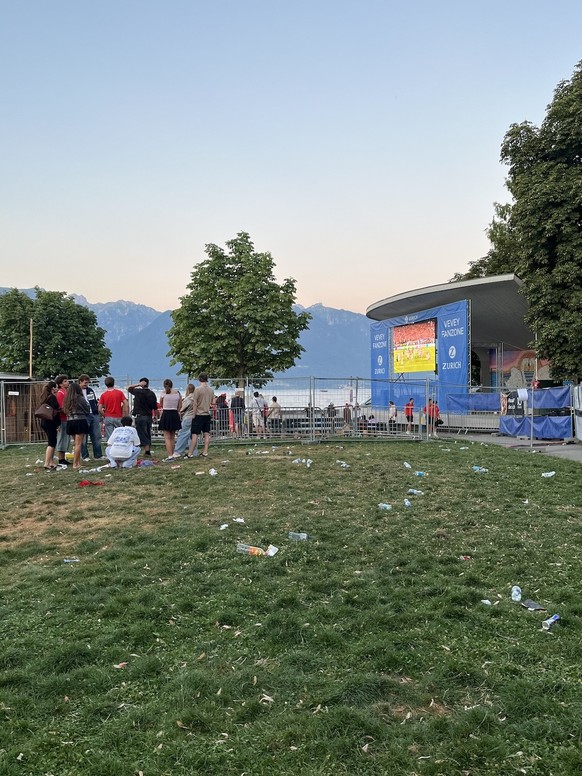 Le 12 juillet 2026, la fan zone de Vevey a vibré pour le match Suisse-Argentine. Watson y était.