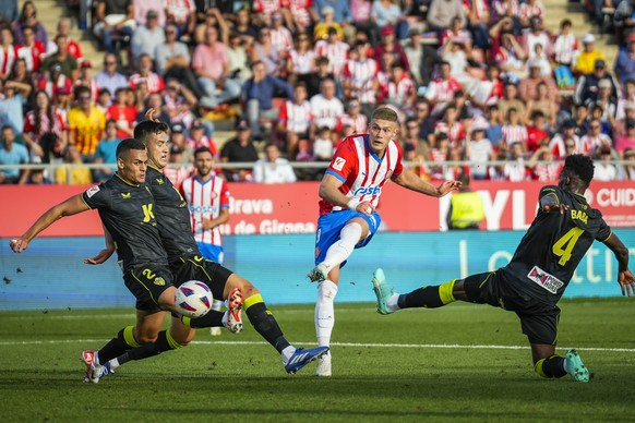Dovbyk (au centre) a déjà marqué 8 buts et délivré 5 passes décisives en championnat.