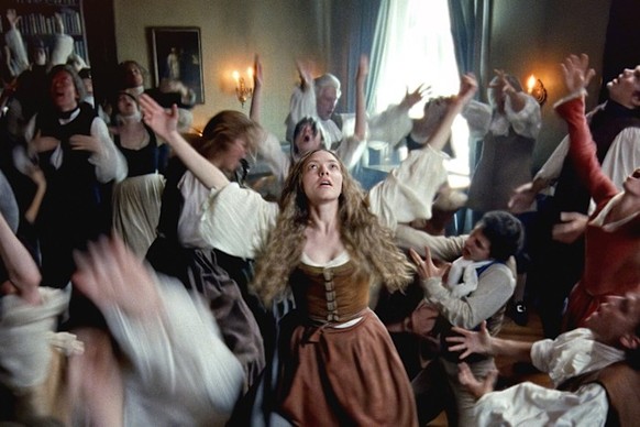 Amanda Seyfried a été nominée aux Oscars et aux Golden Globes pour son rôle dans The Testament of Ann Lee. Elle a également reçu une ovation debout de 15 minutes lors de sa première du film au Festiva ...