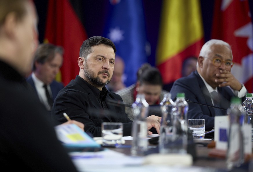 Alerte au «missile balistique» pendant la visite du chef de l'Otan