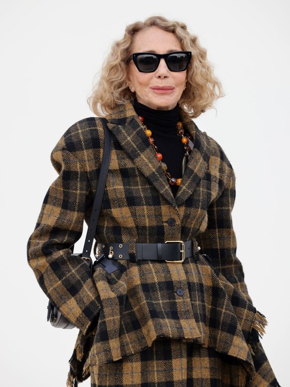 Marisa Berenson au défilé Dior le 4 mars 2025