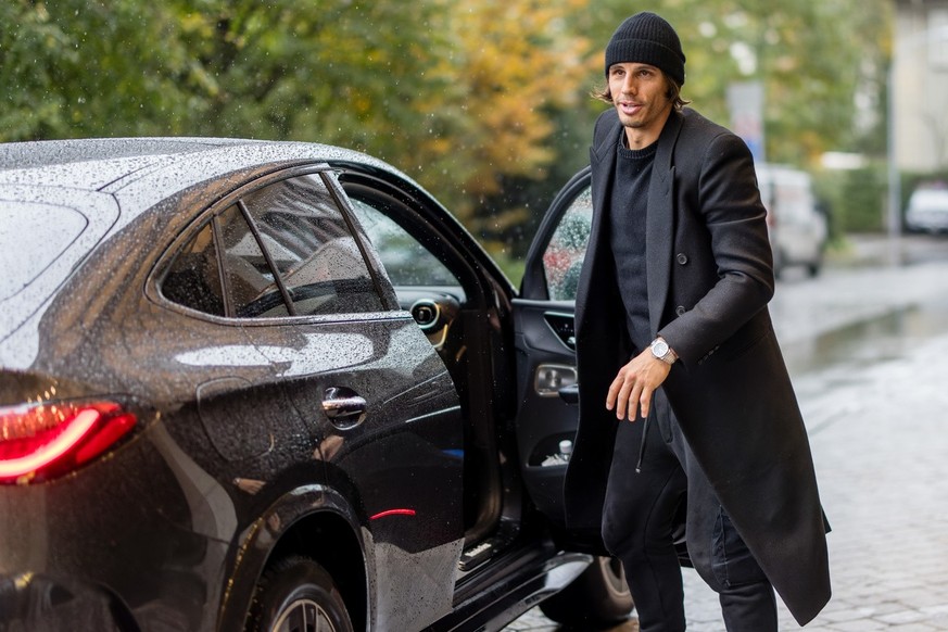 Goalkeeper Yann Sommer of Switzerland arrives for the upcoming UEFA EURO 2024 European qualifying Group I matches against Israel, Kosovo and Romania at the team hotel on Monday, November 13, 2023 in B ...