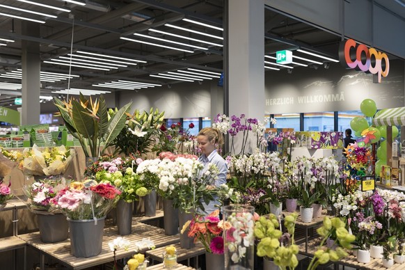 Coop compte 960 supermarchés sur le territoire suisse.