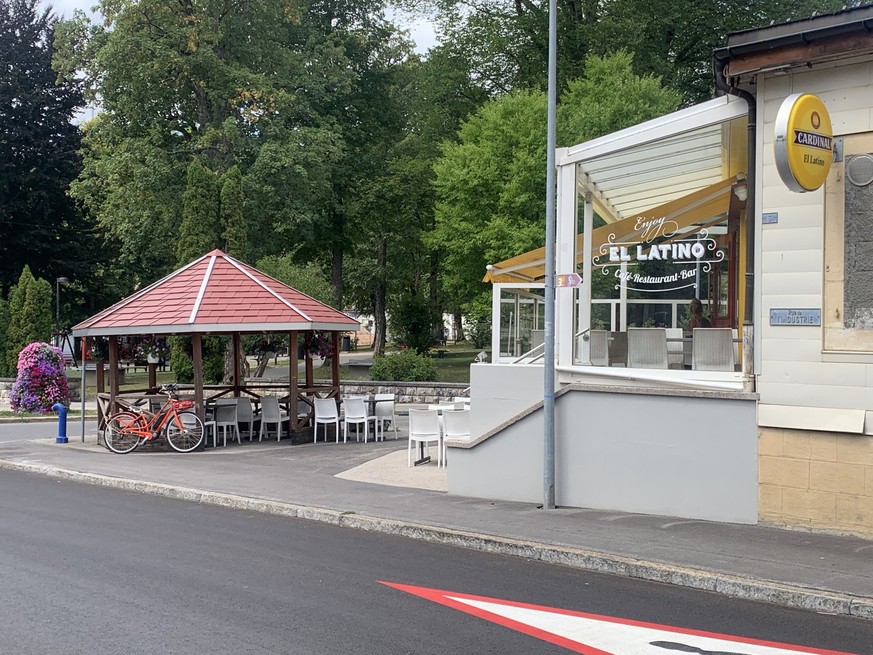 «La nuit, la police redescend, on est seuls»: Sainte-Croix sous le choc