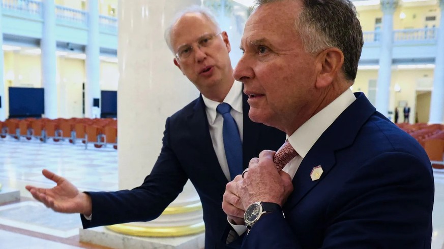 Selon les médias américains, Witkoff (à droite) et Dmitriev se seraient à nouveau rencontrés.