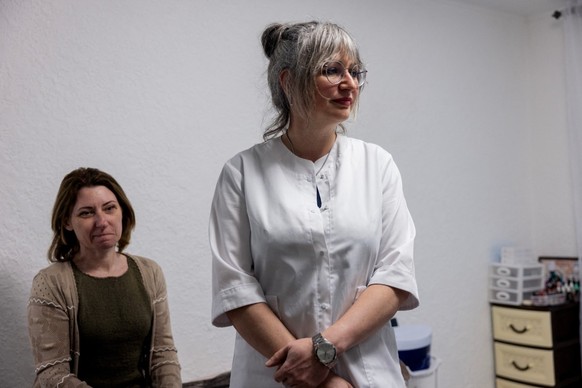 Olena Sologoub (à gauche)